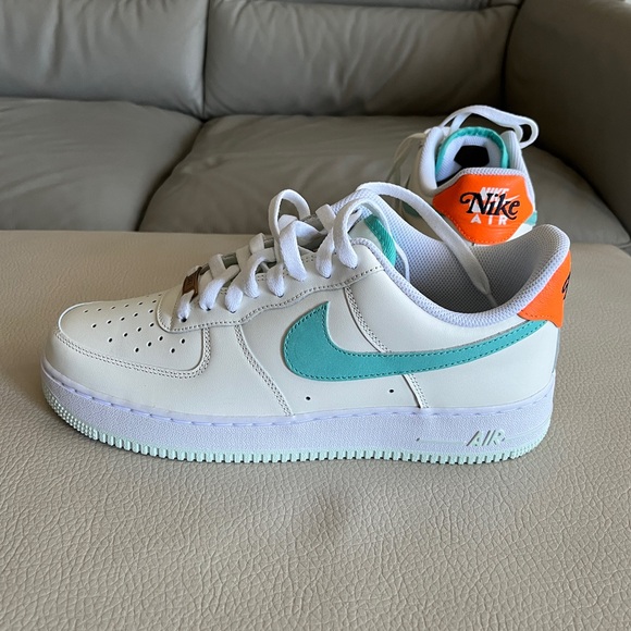 NWB - Nike Air Force 1 ‘07 Men’s Sneaker HM3728 131 - EU 44/US 10 - Picture 4 of 12